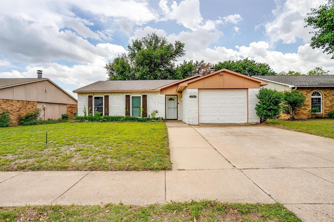 3725 Bridalwreath Drive Fort Worth TX 76133