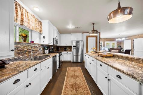 871 Vz County Road 1913 Fruitvale TX 75127