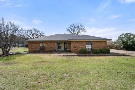 1932 Cindy Court Burleson TX 76028