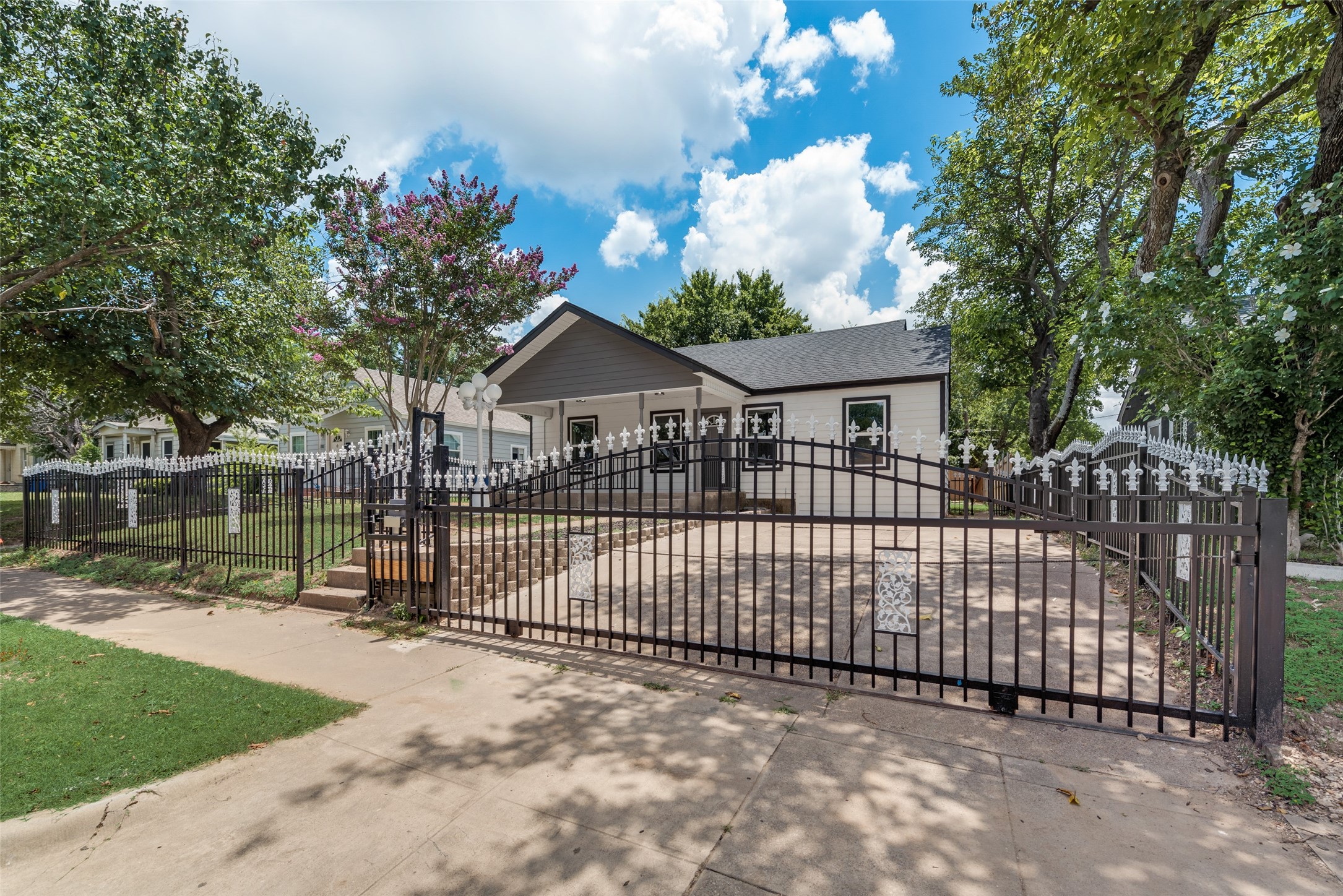 3206 Aster Street Dallas TX 75211
