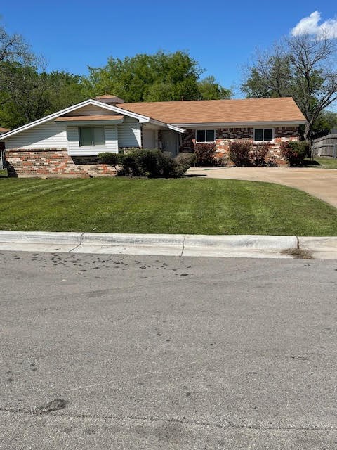 4625 Roxie Street Haltom City TX 76117