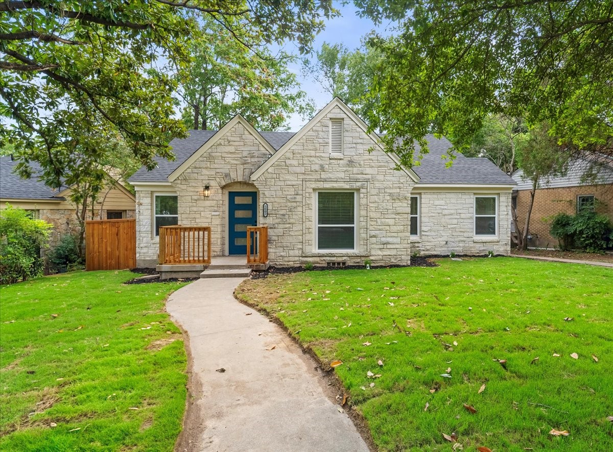 1602 Seevers Avenue Dallas TX 75216