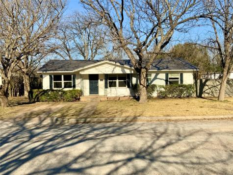 606 South Avenue L Clifton TX 76634