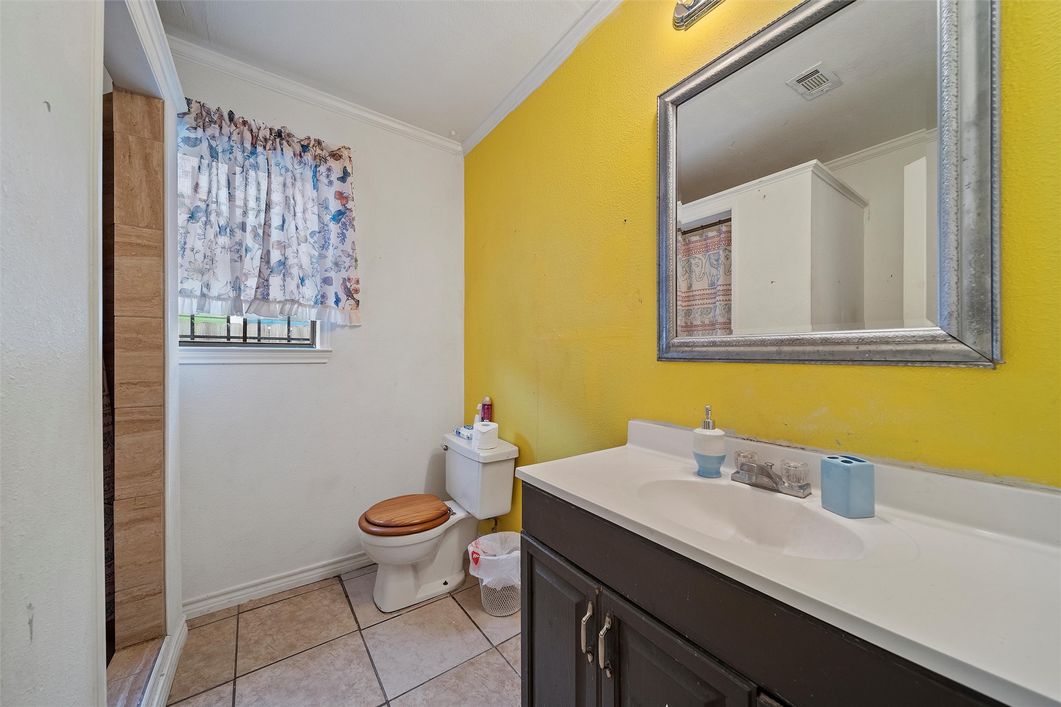 1917 Bell Street Waco TX 76711