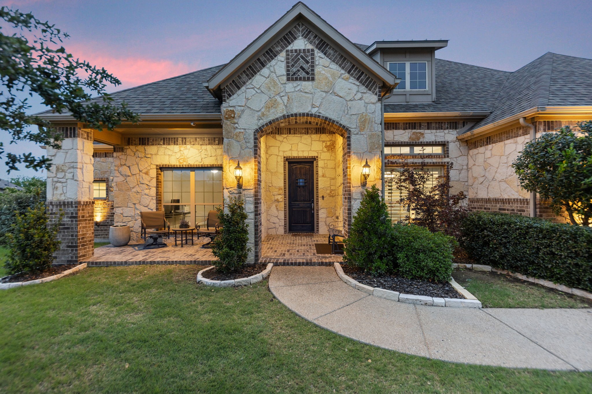 216 Mccrummen Lane Heath TX 75032