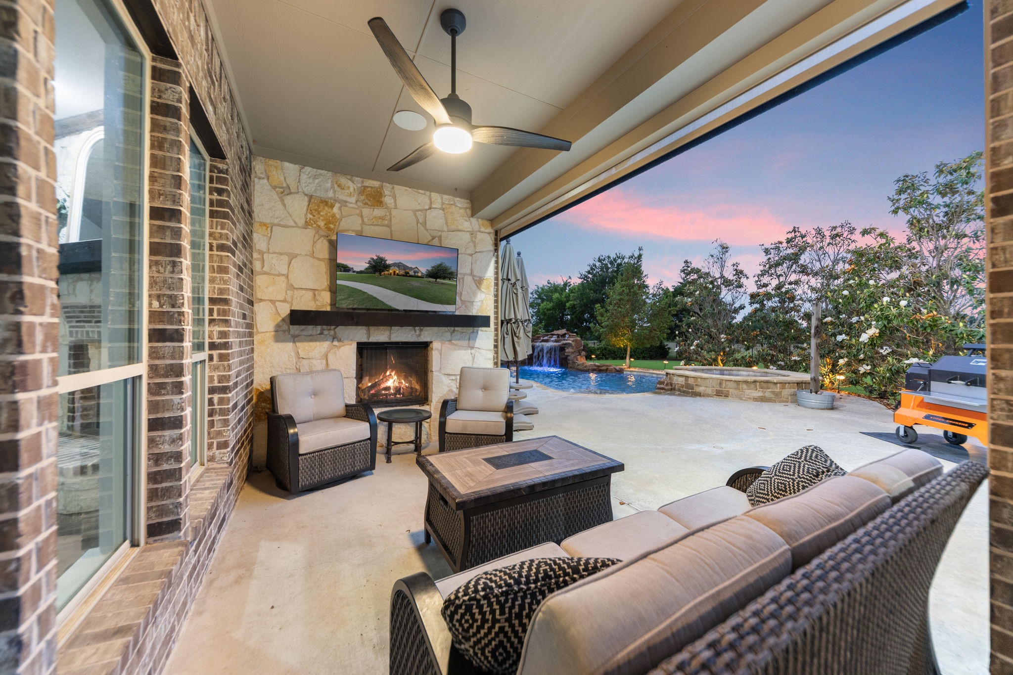 216 Mccrummen Lane Heath TX 75032
