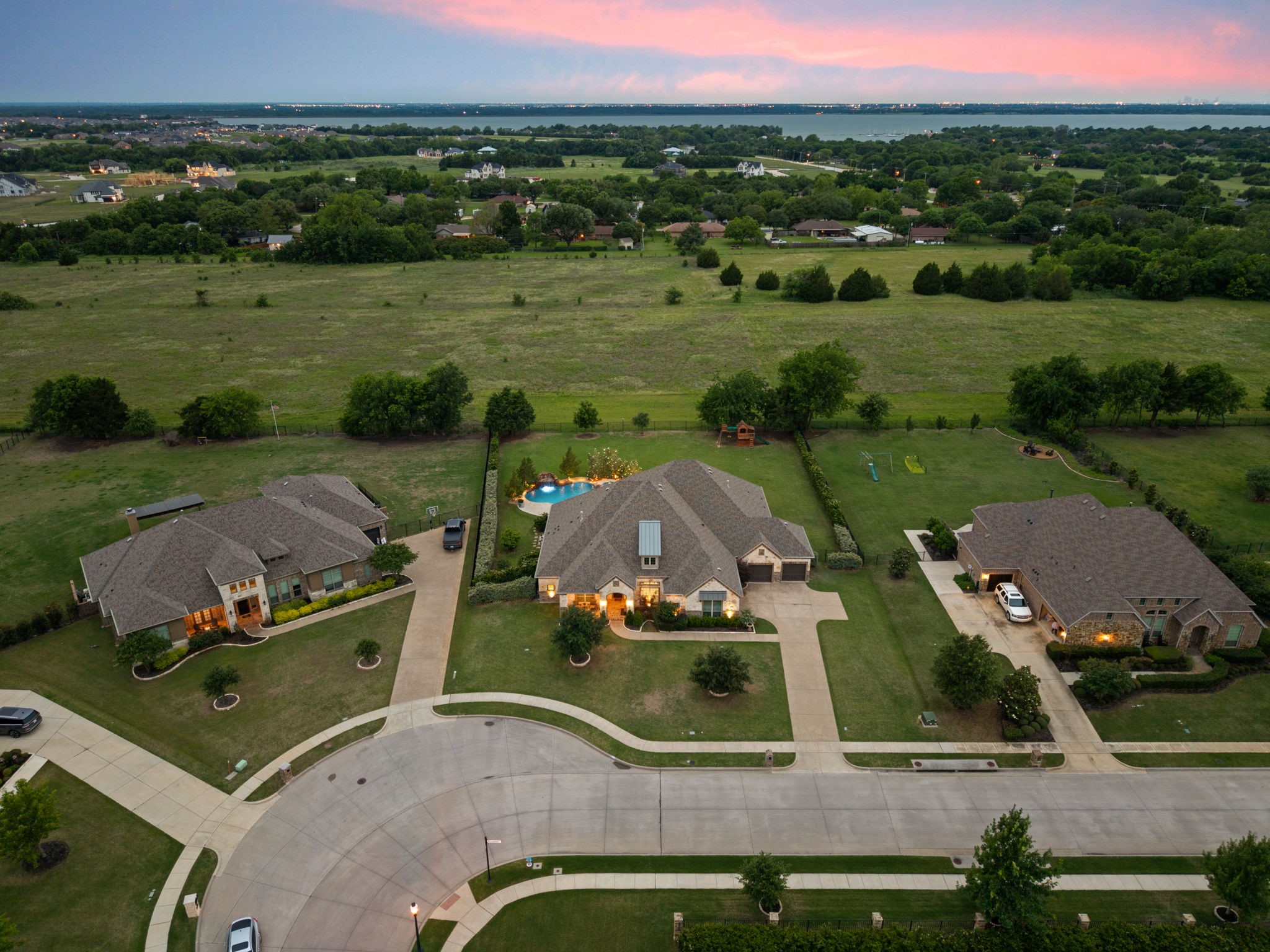 216 Mccrummen Lane Heath TX 75032