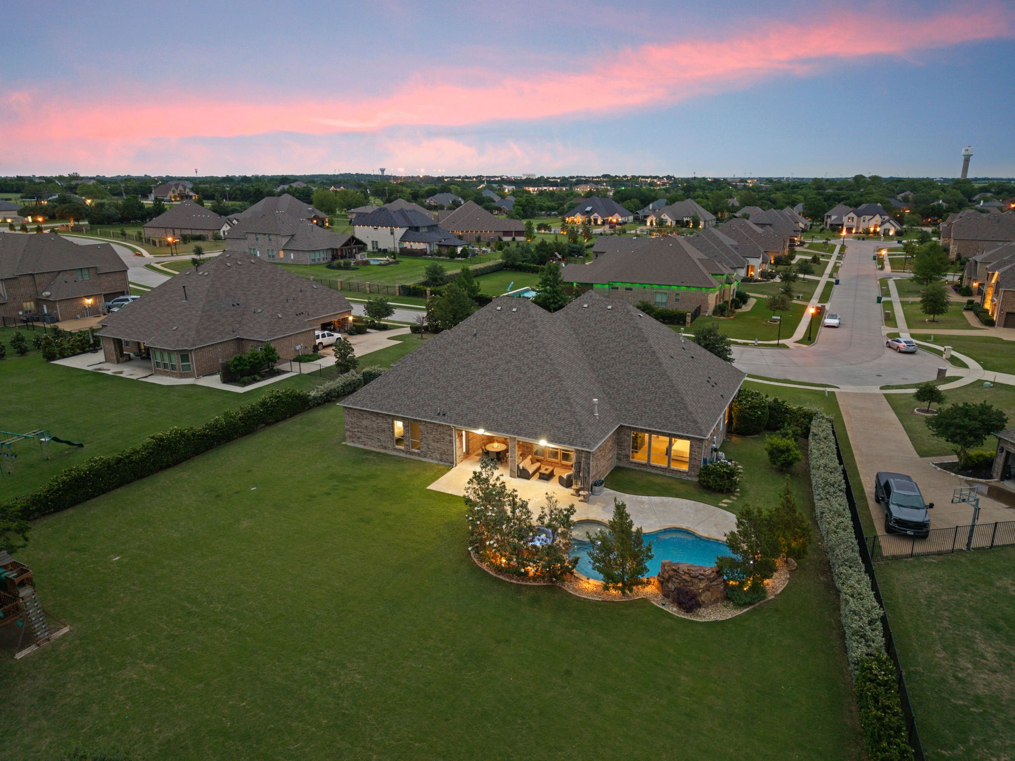 216 Mccrummen Lane Heath TX 75032