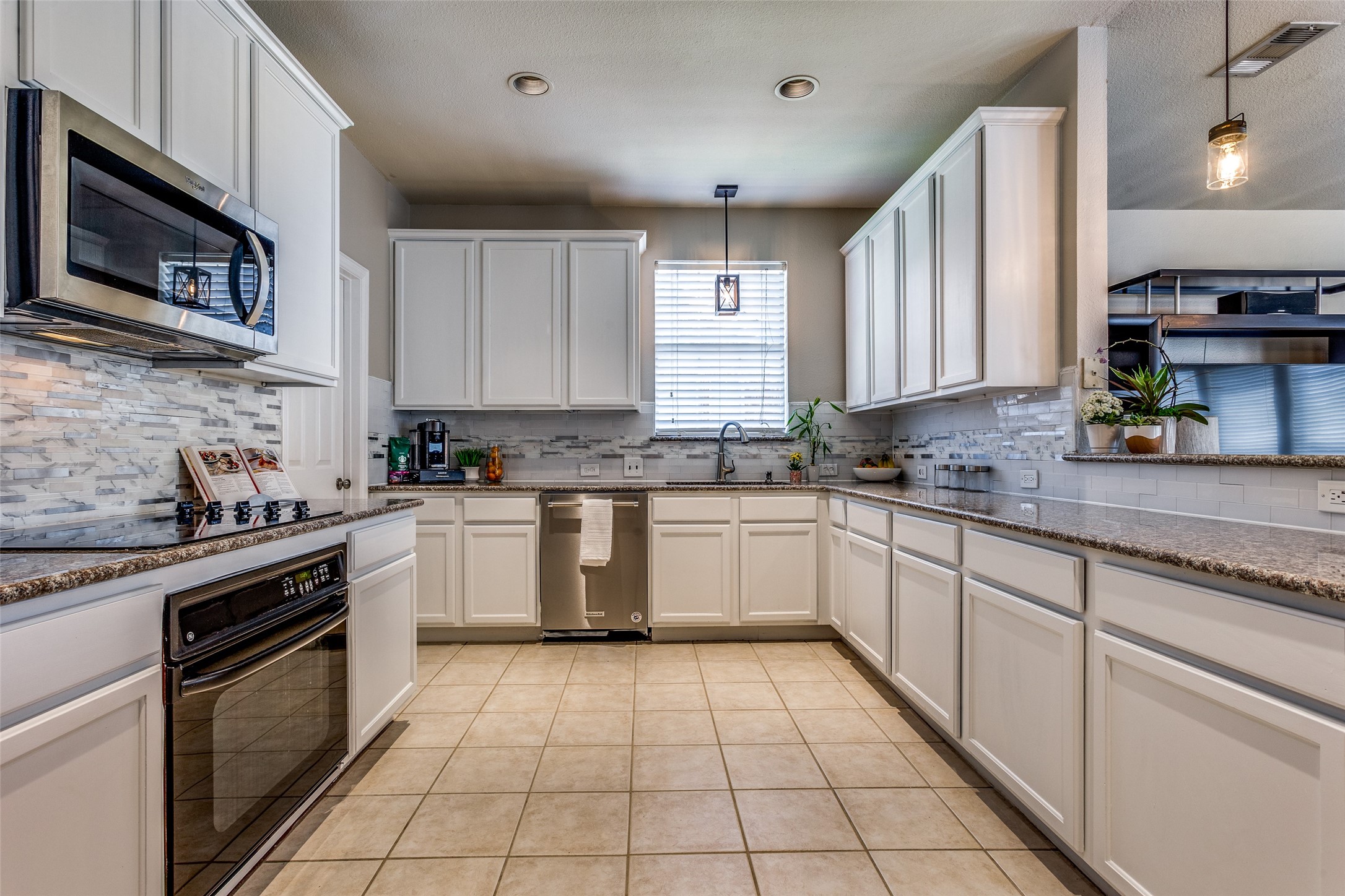 6504 Autumn Trail The Colony TX 75056