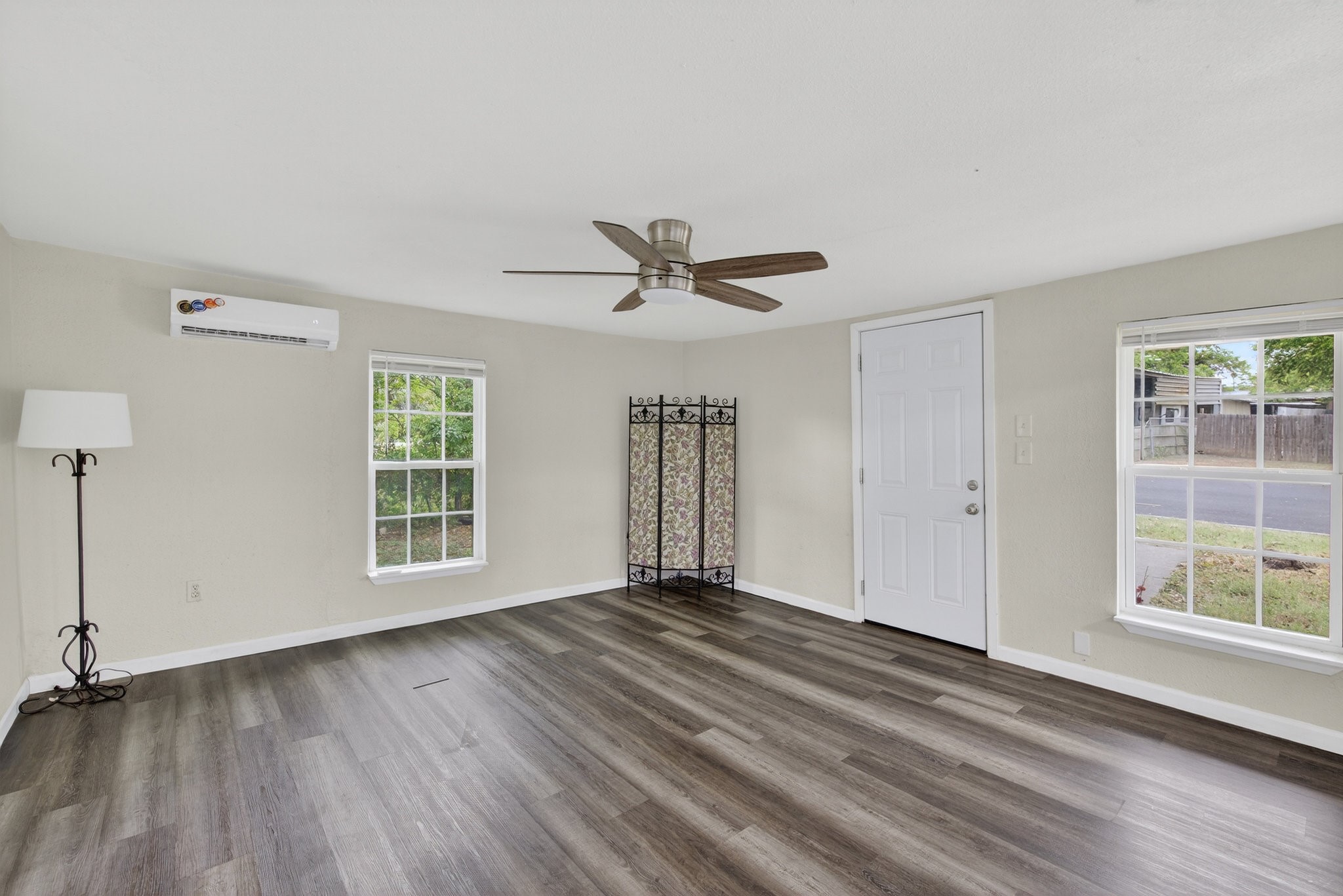 1008 Van Winkle Street Weatherford TX 76086