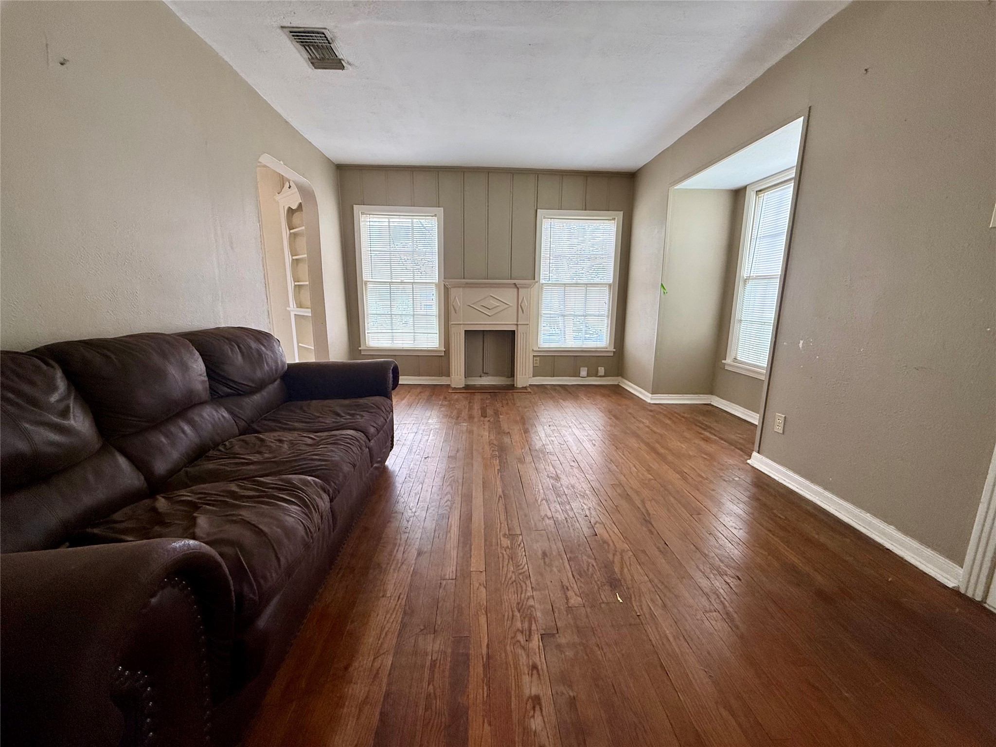 2600 Frazier Avenue Fort Worth TX 76110