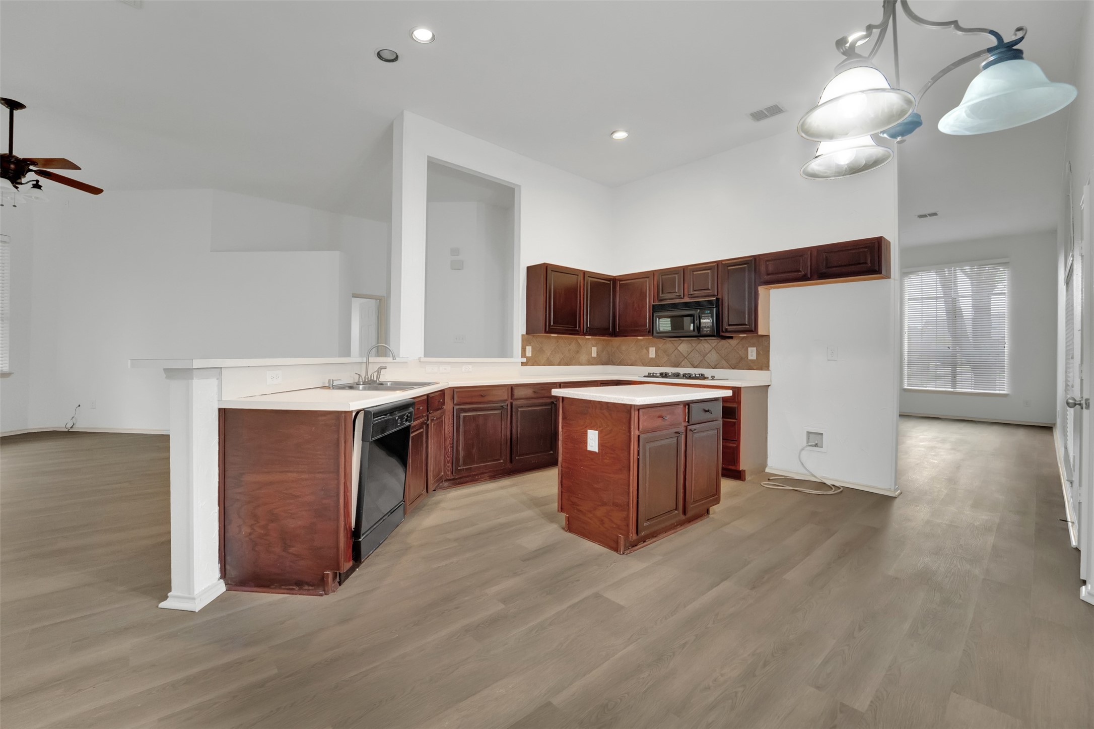 5106 Petersburg Drive Rowlett TX 75088