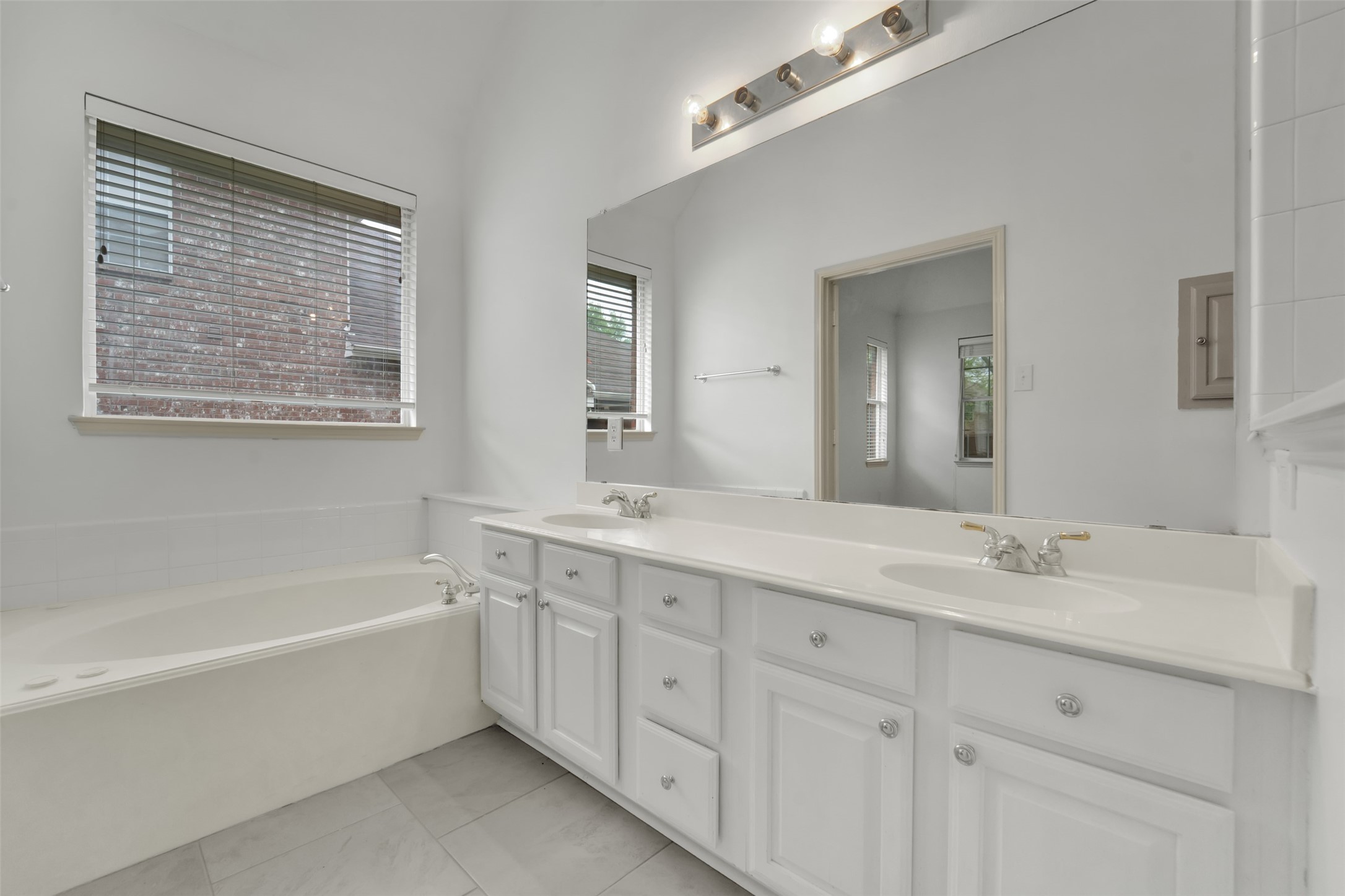 5106 Petersburg Drive Rowlett TX 75088