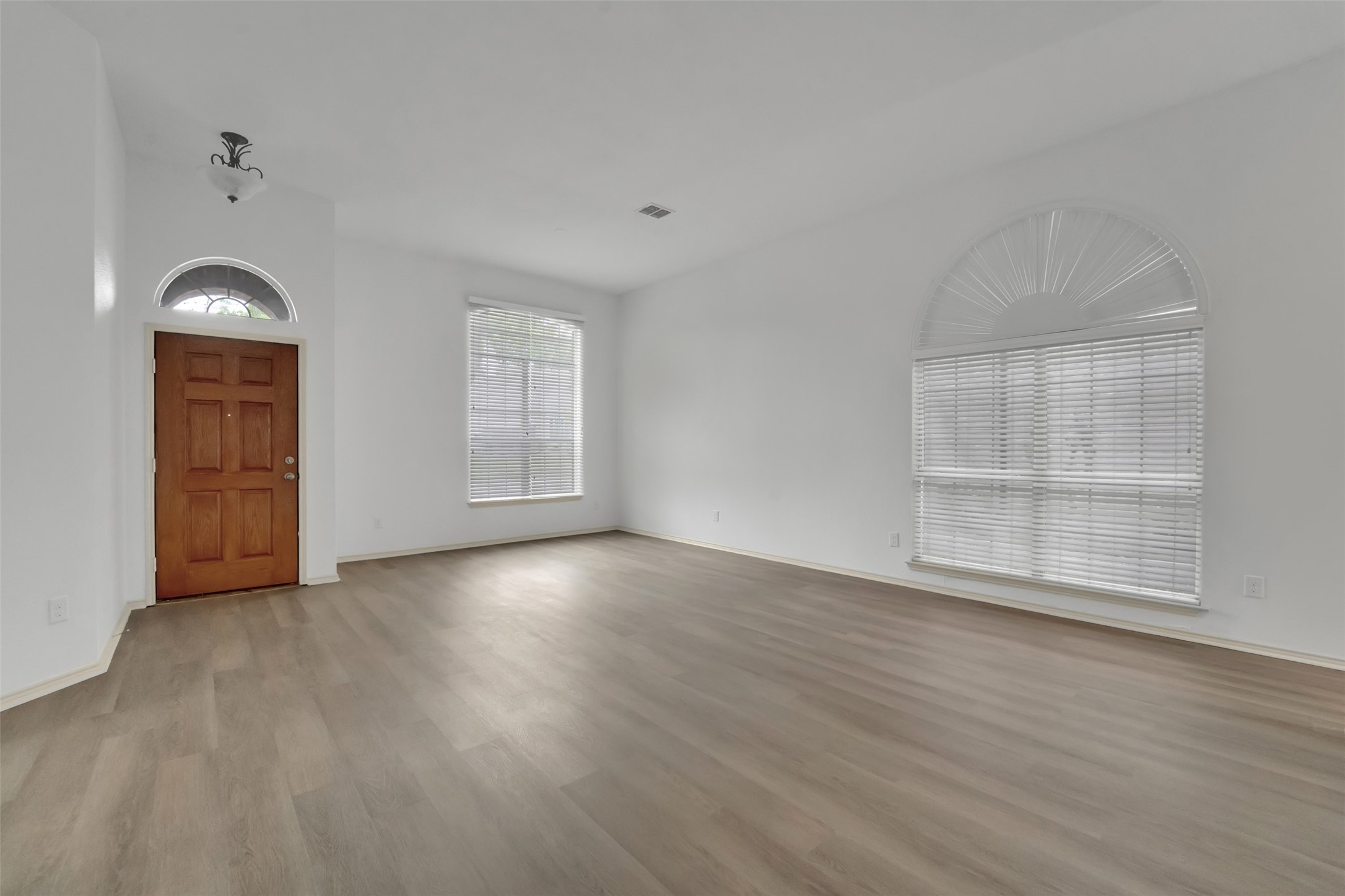 5106 Petersburg Drive Rowlett TX 75088