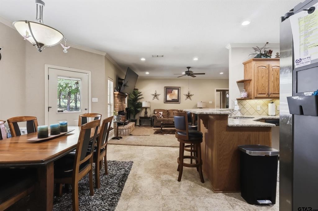 110 Cr 2258 Mineola TX 75773