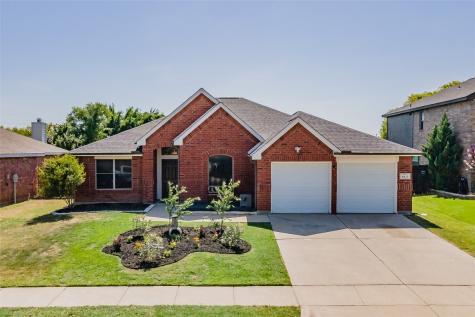 9517 Fox Hill Drive Fort Worth TX 76131