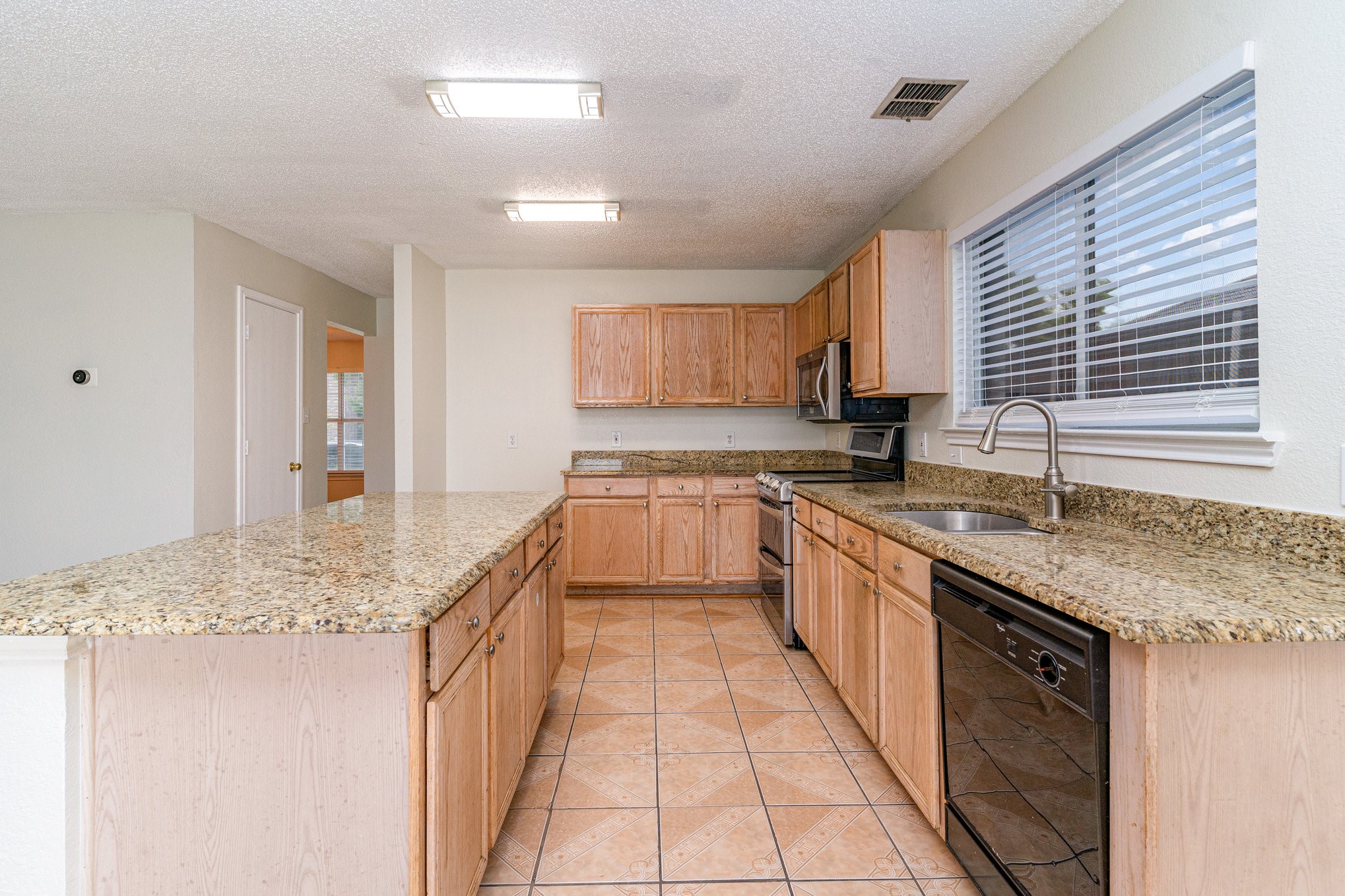 1810 Cedar Ridge Drive Mesquite TX 75181