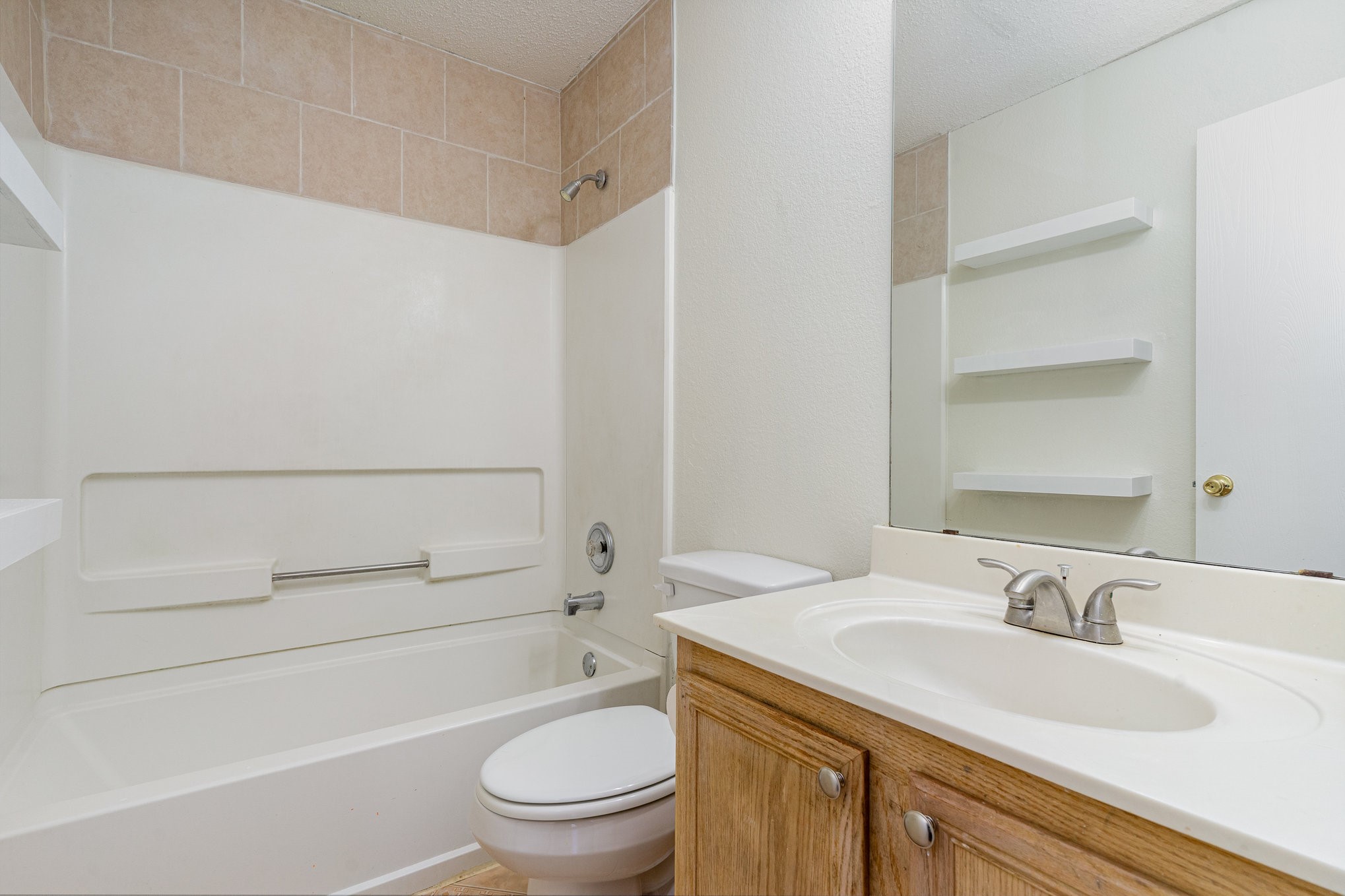 1810 Cedar Ridge Drive Mesquite TX 75181