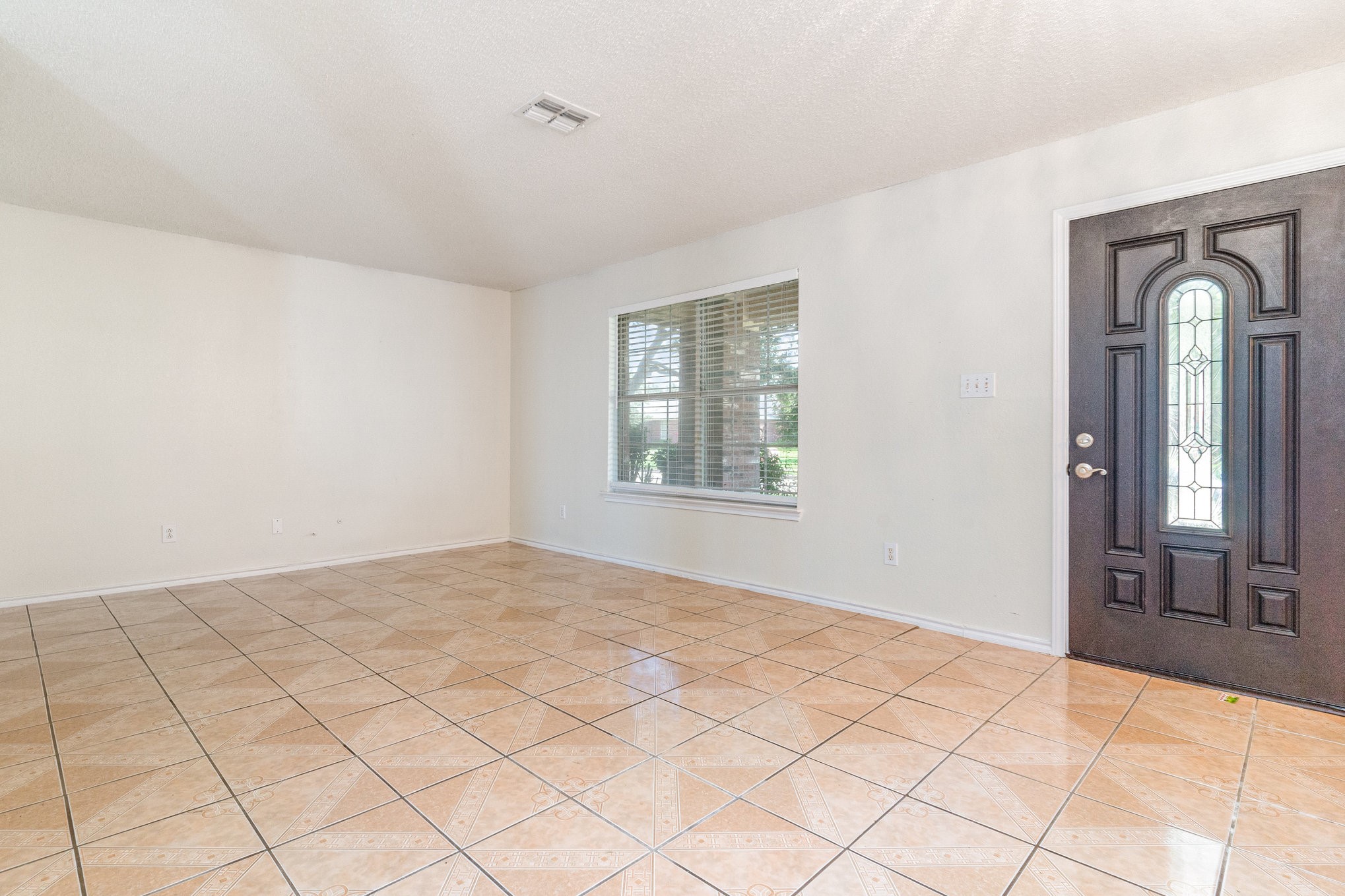 1810 Cedar Ridge Drive Mesquite TX 75181