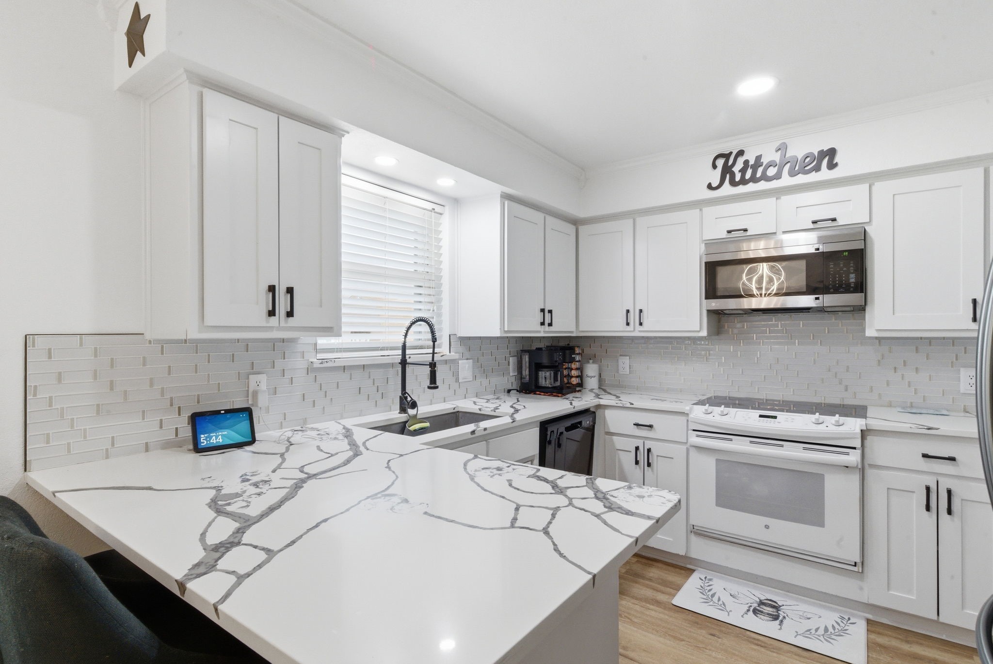 2009 Adams Lane S Azle TX 76020