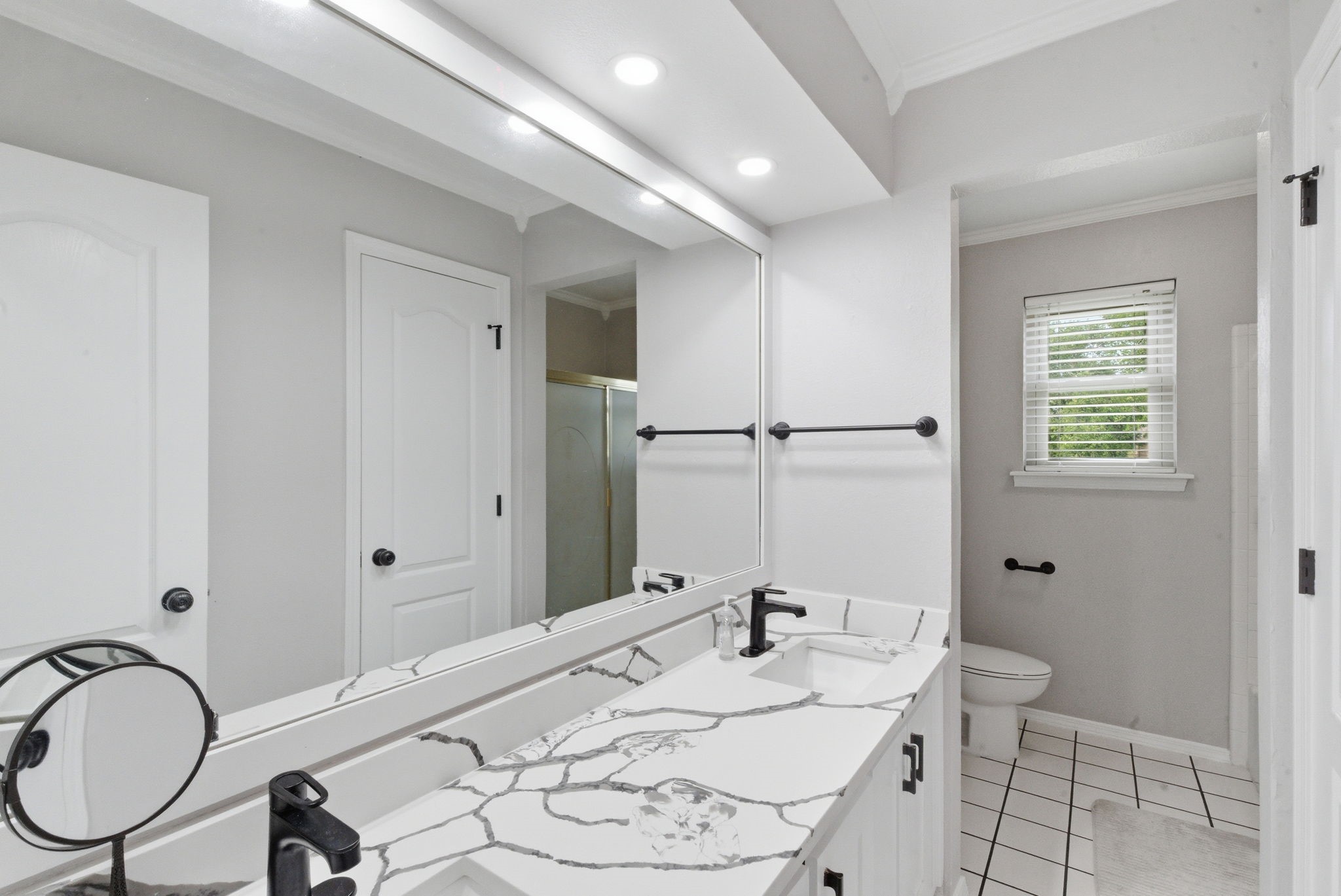 2009 Adams Lane S Azle TX 76020