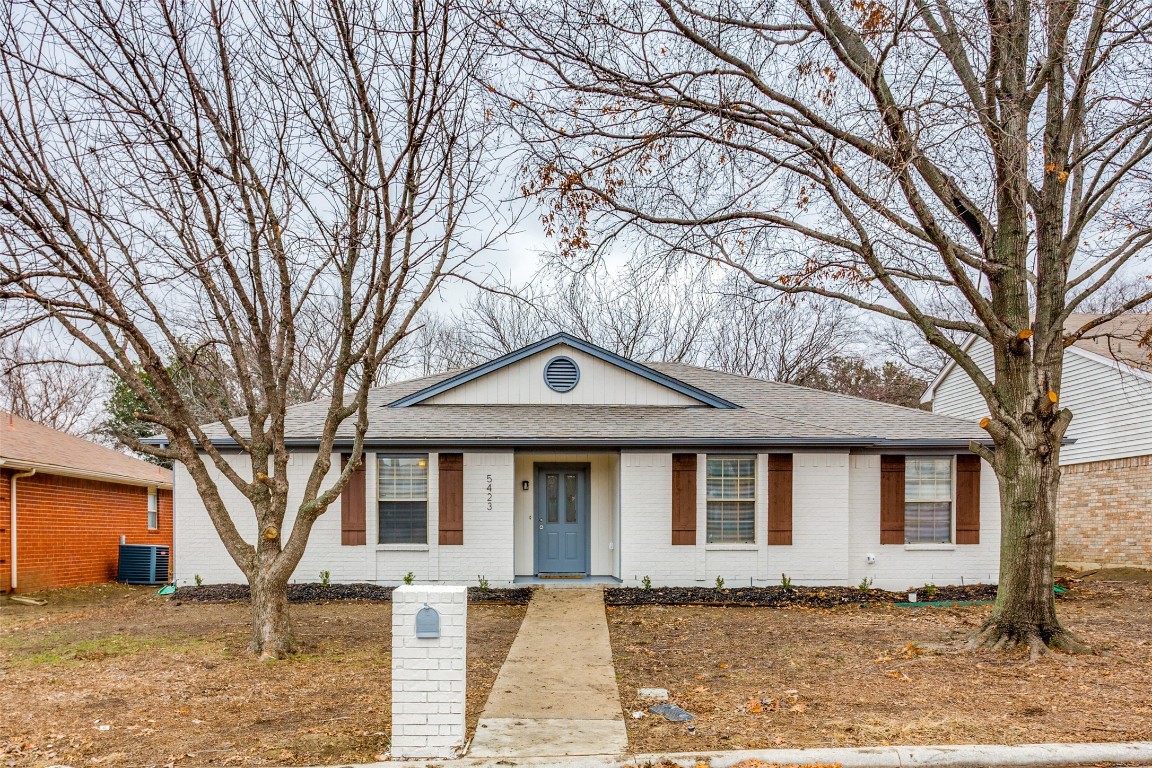 5423 Whisper Glen Drive Arlington TX 76017