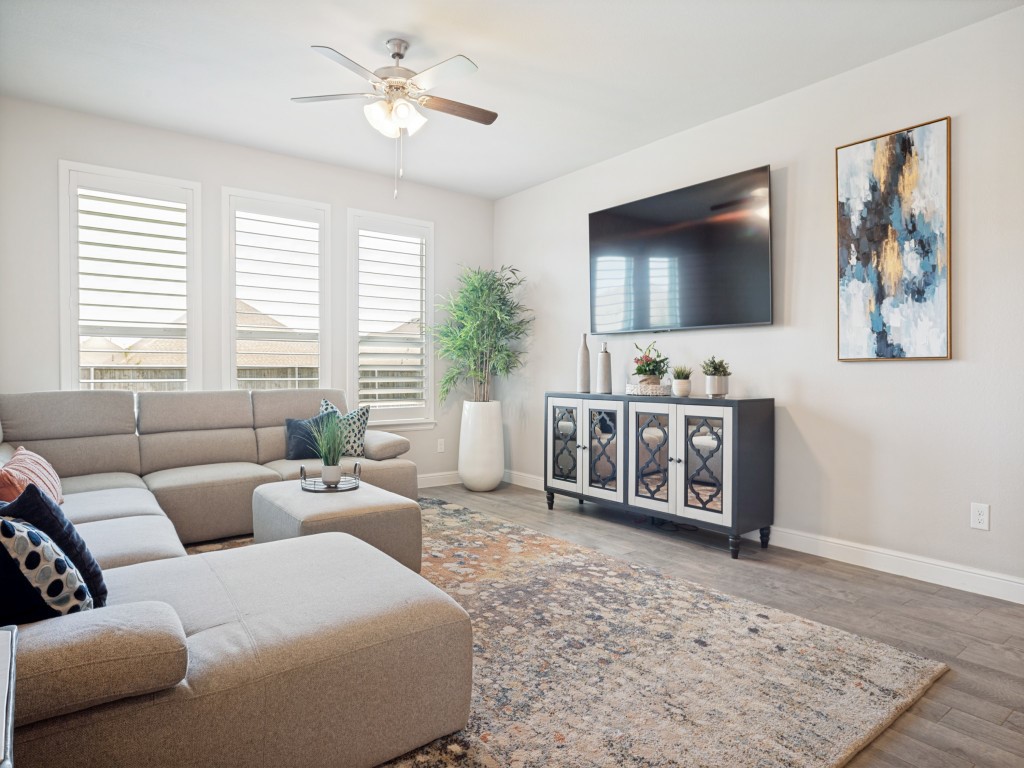 1612 Reed Drive Krum TX 76249