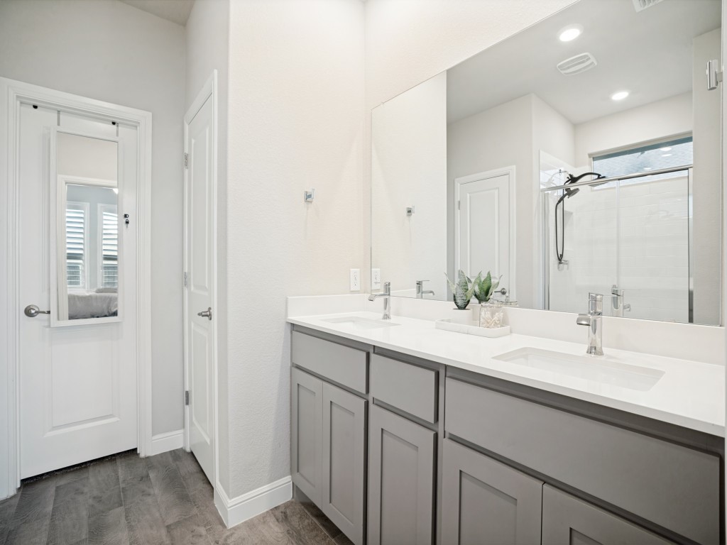 1612 Reed Drive Krum TX 76249