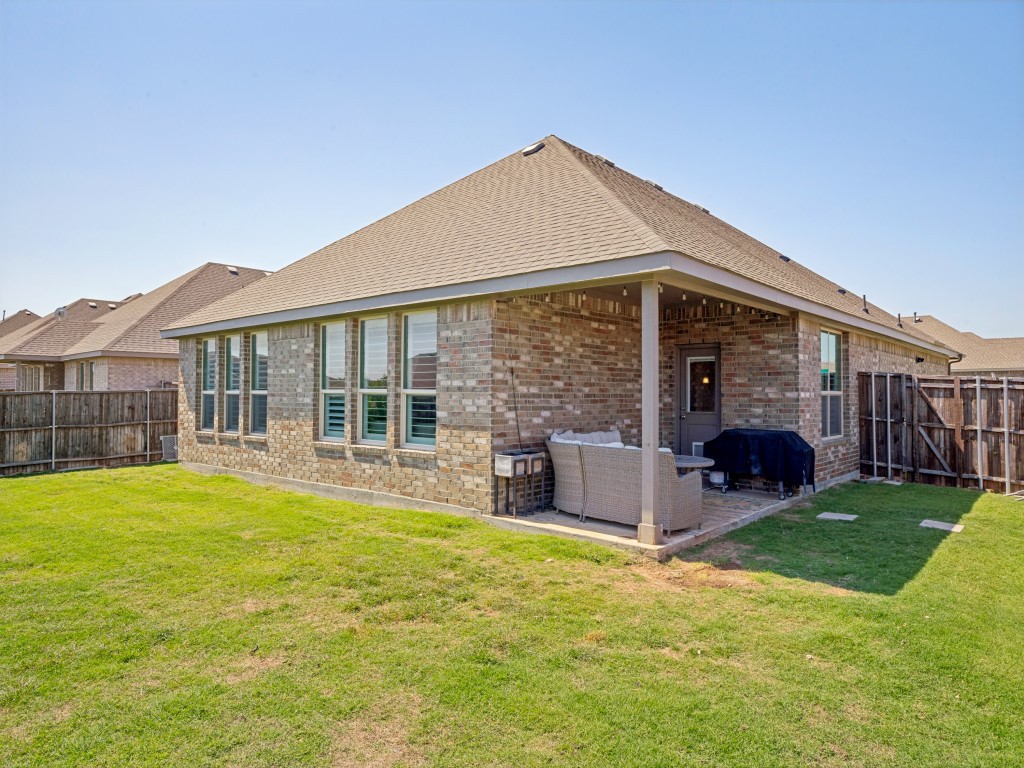 1612 Reed Drive Krum TX 76249