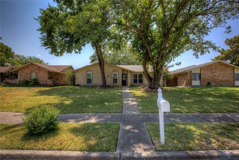1230 Delores Drive Garland TX 75040