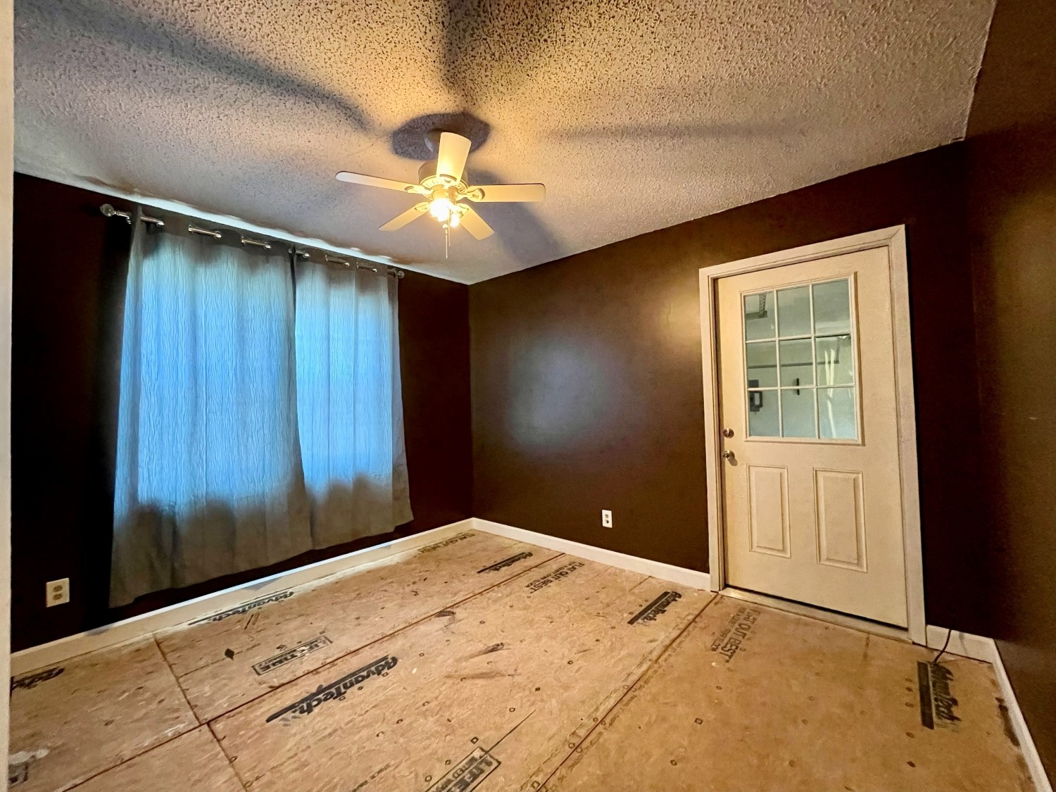 20519 County Road 4114 (with Land) Lindale TX 75771