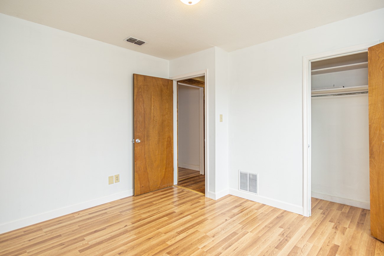 20519 County Road 4114 (with Land) Lindale TX 75771