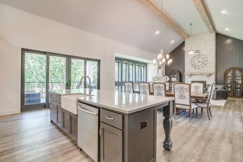 560 Prairie Timber Road Burleson TX 76028