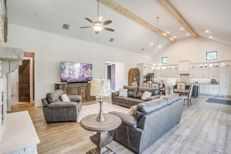 560 Prairie Timber Road Burleson TX 76028