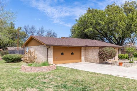 2415 Good Shepherd Drive Brownwood TX 76801