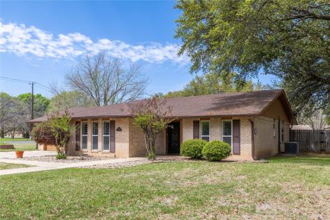 2415 Good Shepherd Drive Brownwood TX 76801