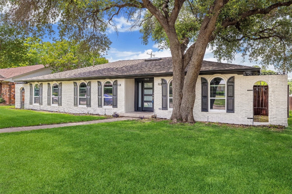 9452 Meadowknoll Drive Dallas TX 75243
