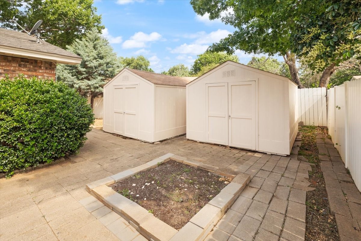 2505 Crestmoor Court Arlington TX 76016