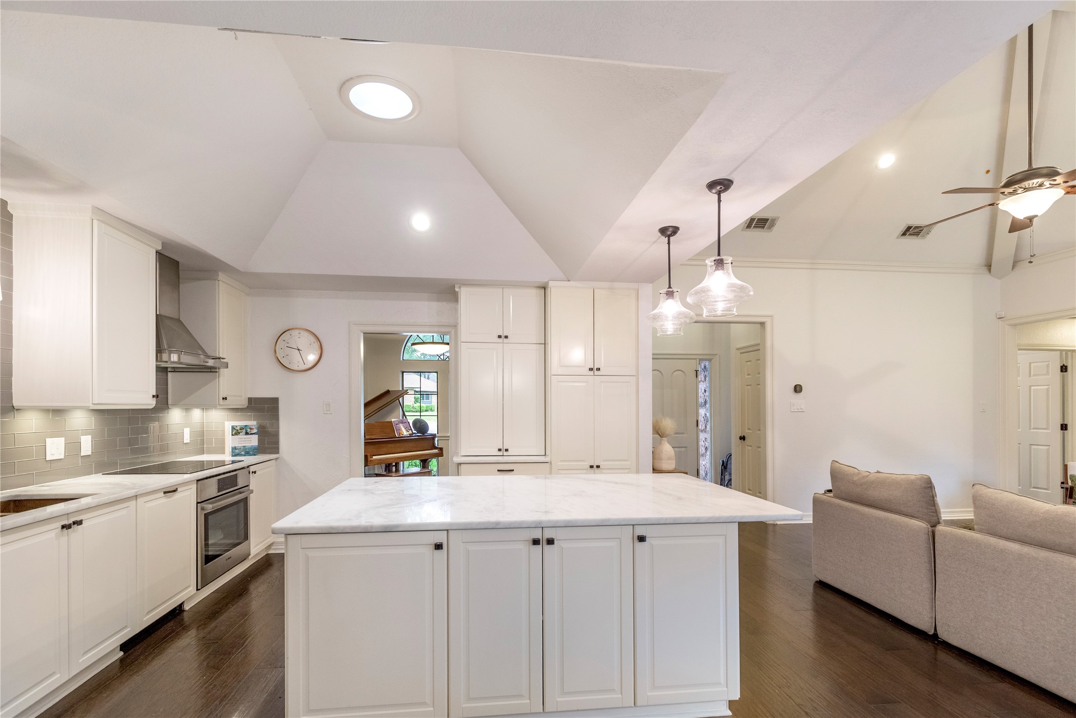 1004 Red Oak Court Keller TX 76248