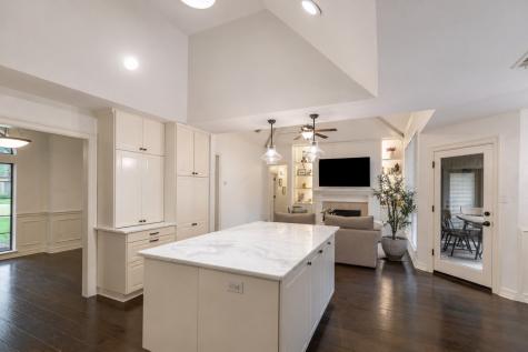 1004 Red Oak Court Keller TX 76248
