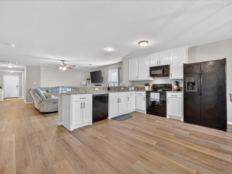 1816 Wickham Drive Burleson TX 76028