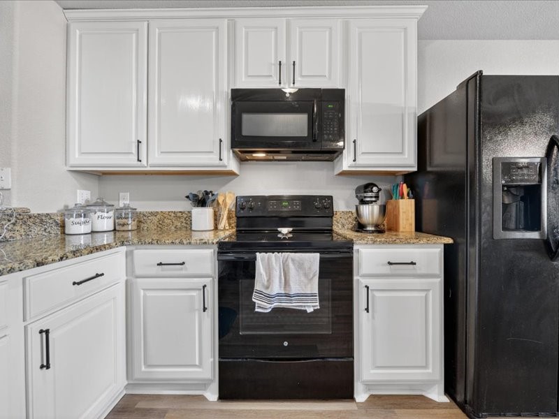 1816 Wickham Drive Burleson TX 76028