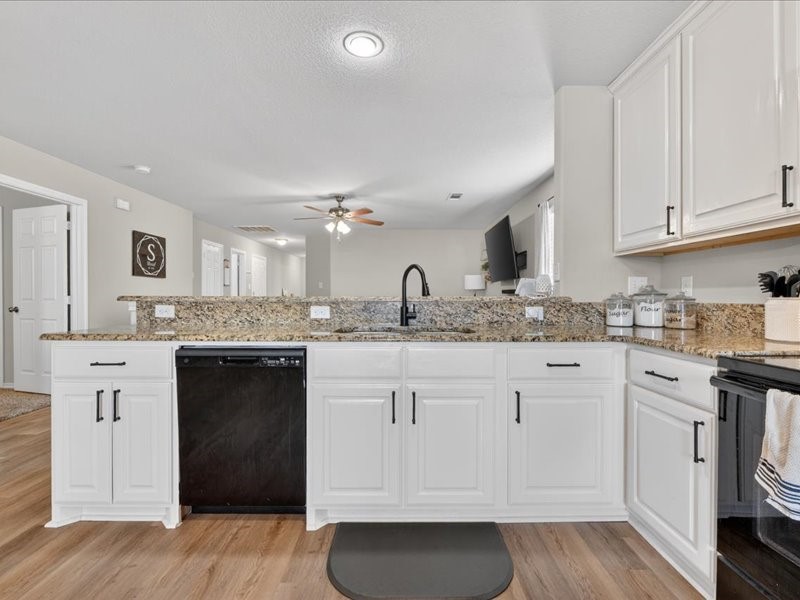 1816 Wickham Drive Burleson TX 76028