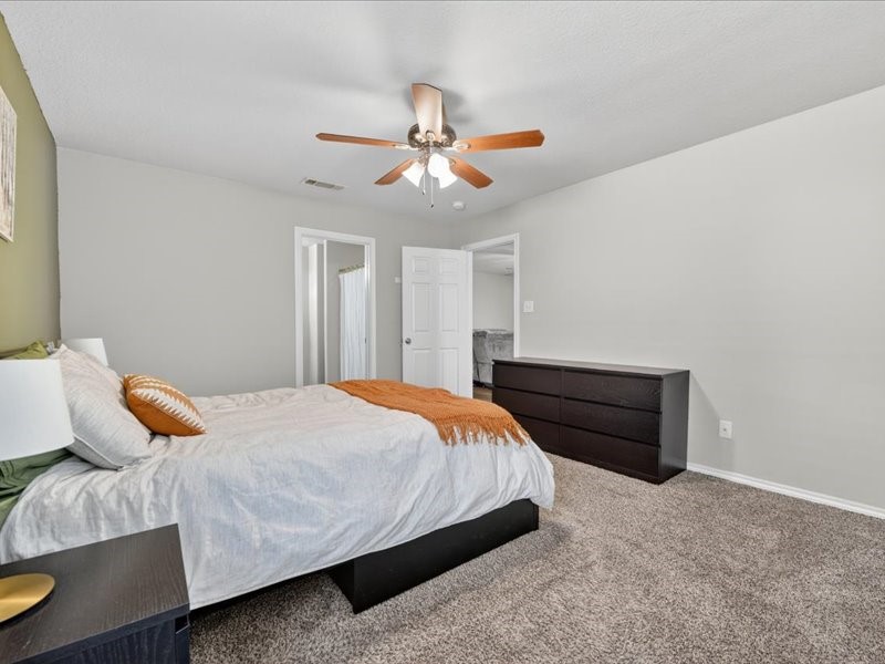 1816 Wickham Drive Burleson TX 76028