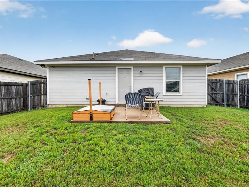 1816 Wickham Drive Burleson TX 76028