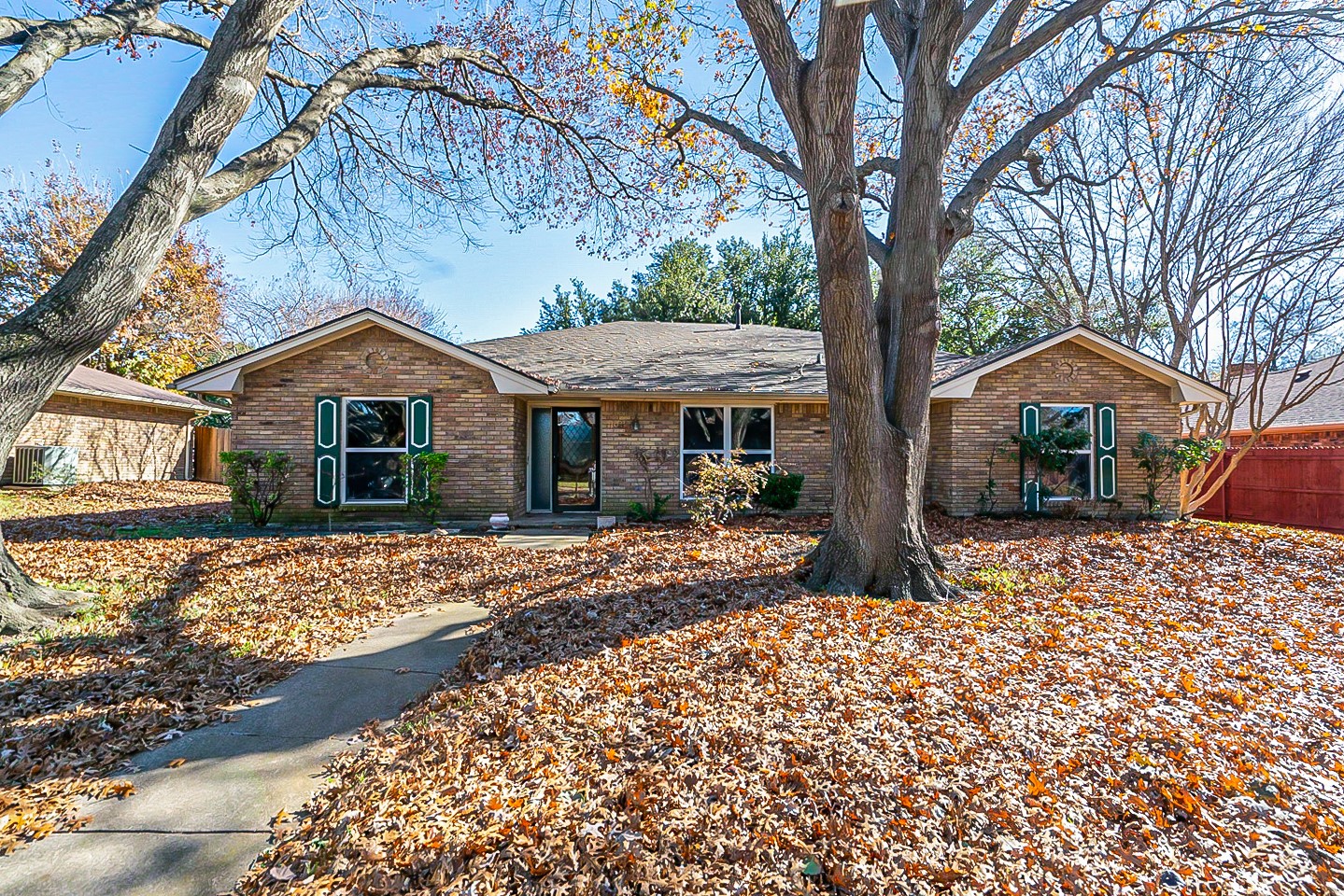 1108 Waterview Lane Desoto TX 75115