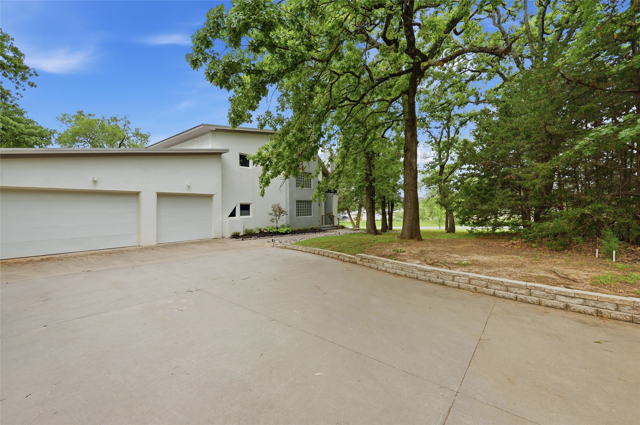 316 Comanche Drive Lake Kiowa TX 76240