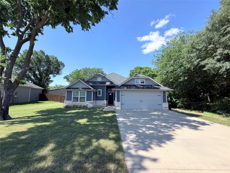 718 E Walcott Street Pilot Point TX 76258