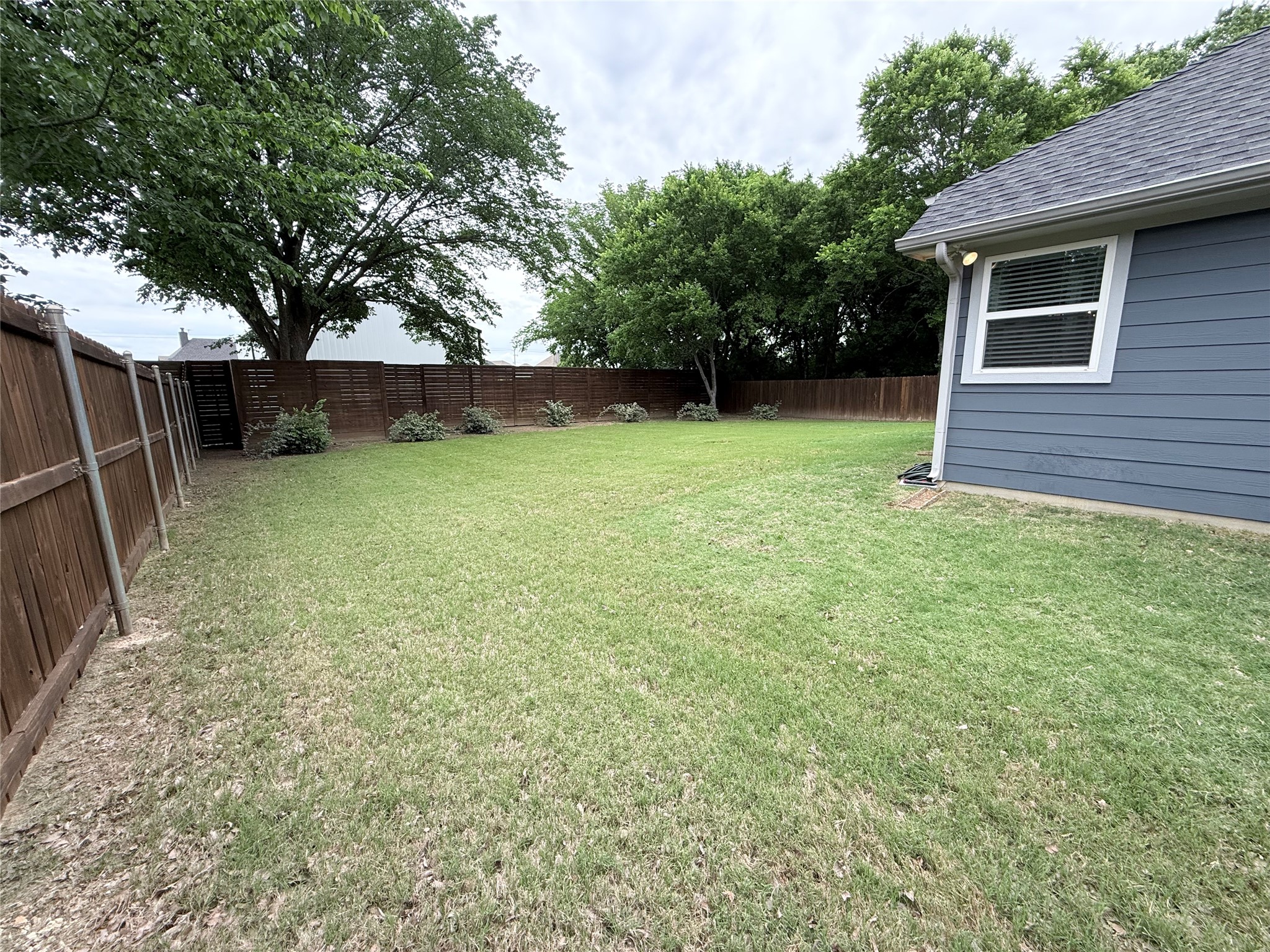 718 E Walcott Street Pilot Point TX 76258