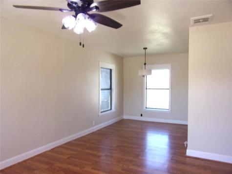 1902 W Dry Street San Saba TX 76877